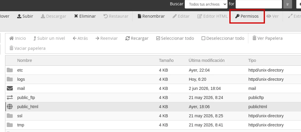 Selecciona public_html y abre Permisos en Administrador de archivos