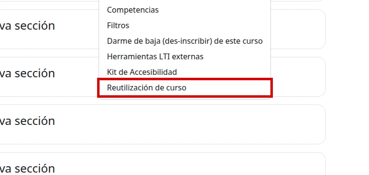 Menú Más con Reutilización de curso resaltado en Moodle en español